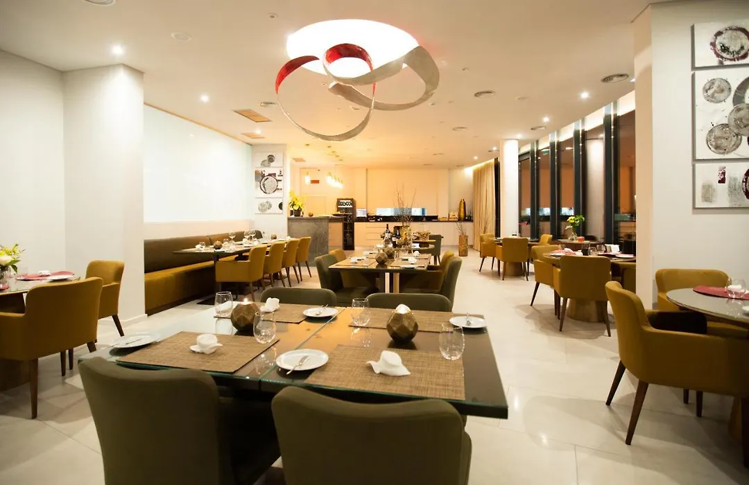 Grapple Hotel & Spa-1